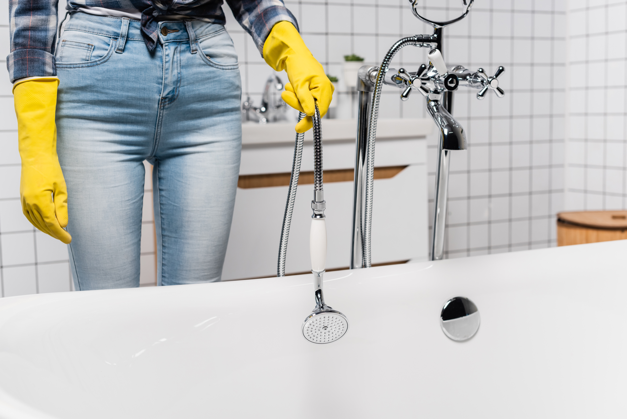 Badewanne desinfizieren – wann ist es nötig?